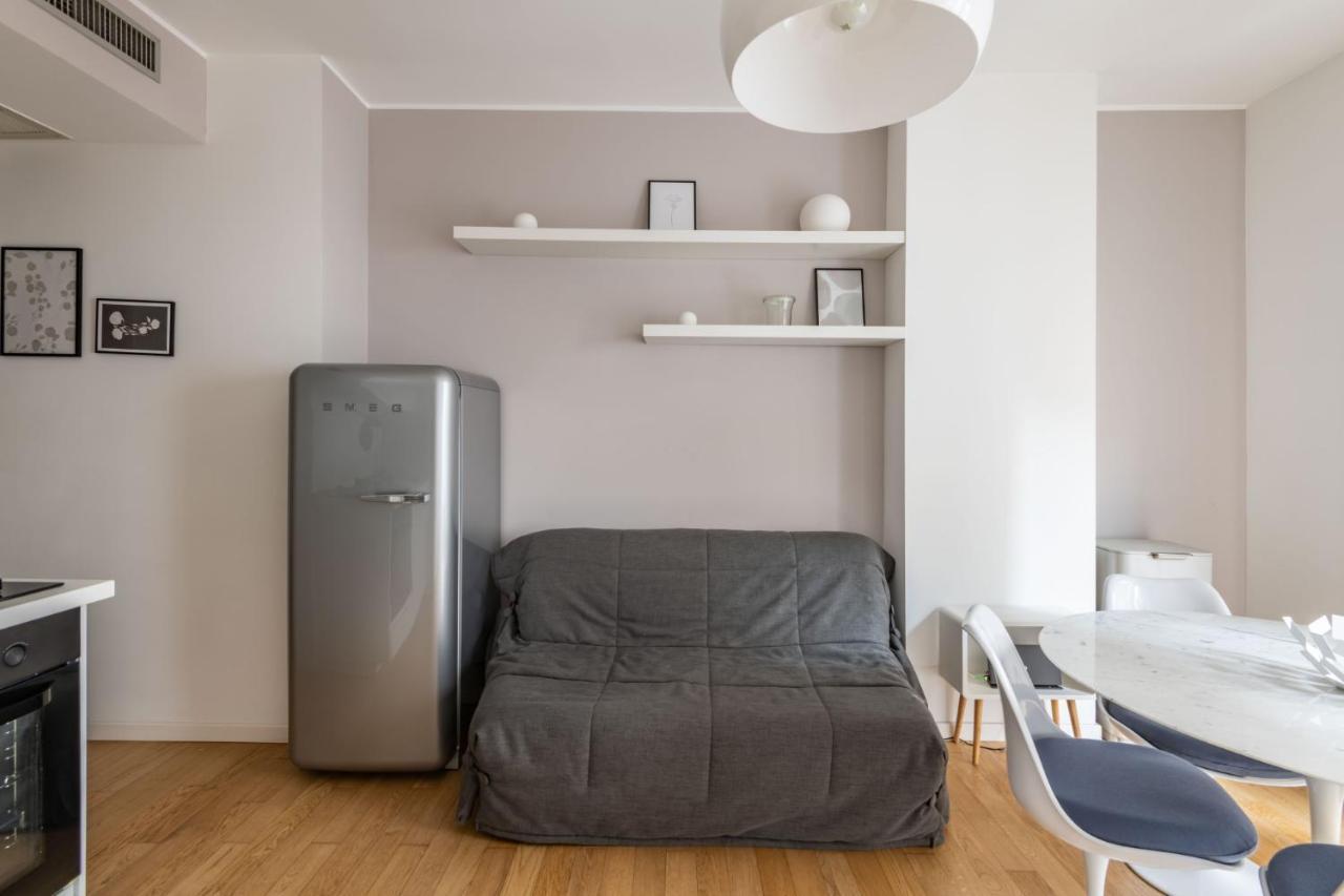 Easylife - Sofisticato Monolocale Con Terrazzino Nel Cuore Di Porta Venezia 米兰 外观 照片