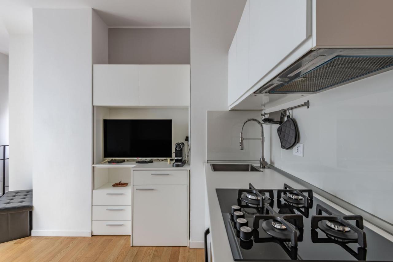 Easylife - Sofisticato Monolocale Con Terrazzino Nel Cuore Di Porta Venezia 米兰 外观 照片